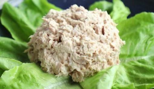 Tuna Salad · SCOOP OF WHITE MEAT TUNA OVER ICEBERG, TOMATOES, CUCUMBERS, RED ONION, OLIVES, CHOICE OF DRESSING