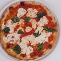 Prosciutto & Arugula Pizzetta · Homemade fresh mozzarella, tomato sauce, sliced prosciutto, baby arugula and EVOO.