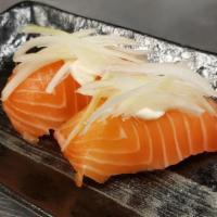 Onion Mayo Salmon(Nigiri) · 