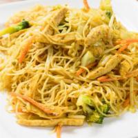 Singapore Mai Fun 星洲米粉 · Stir-fried vermicelli rice noodles with mixed seasonal vegetables and soy protein (Spicy, Gl...