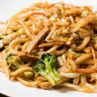Sauteed Udon 酱炒乌龙 · Udon, mixed vegetables and soy protein with teriyaki sauce