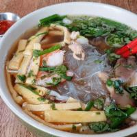 Smoked Chicken Pho · pastured chicken, grilled mushrooms, jalapeno, basil, bean sprouts r