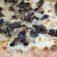 Mushroom Truffle Pizza (Personal 12