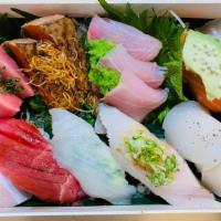 Chef Special Sushi Sashimi · 6 pc sashimi and 8 pc sushi Chef choice