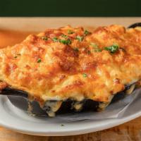 Classic Mac-N-Cheese - Regular Portion · creamy and cheesy, with cheddar and monterey jack cheese and a crispy top