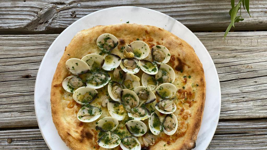 Vongole · 12” Pizza Bianca, Fresh Market Clams, Parsley