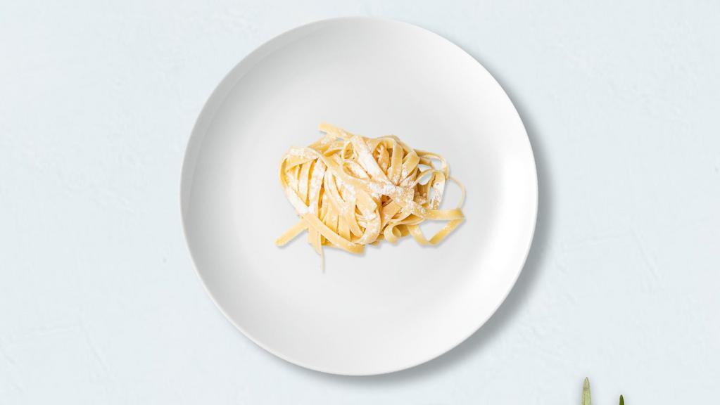 Fettuccine Pasta · Fettuccine pasta with choice of sauce and toppings.