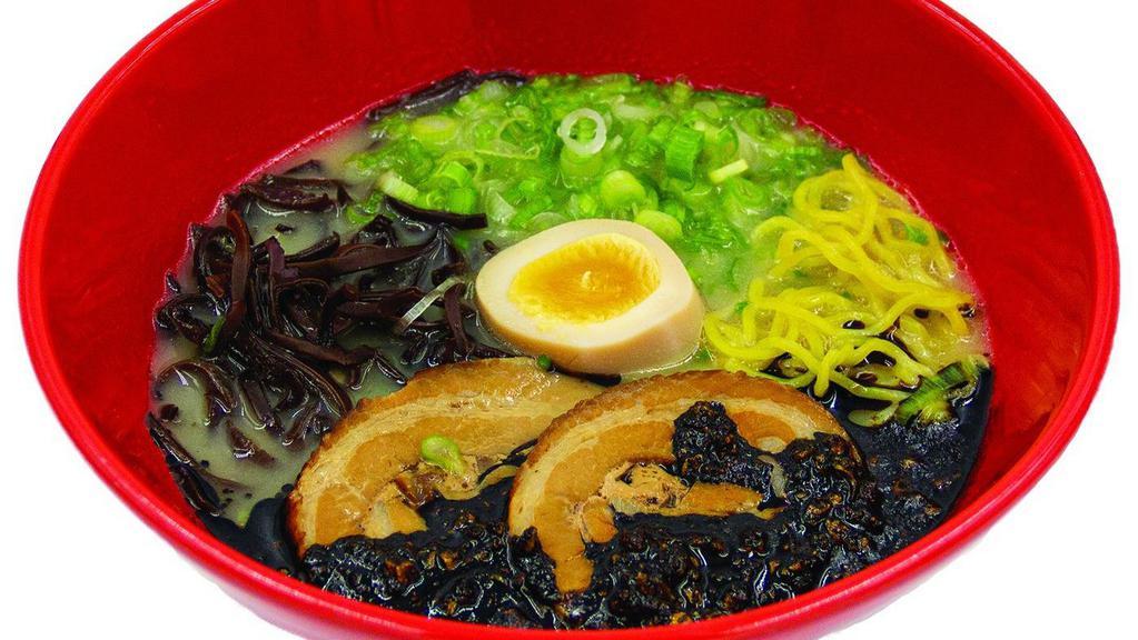 Spicy Garlic Ramen (Recommended) · Pork slices, scallion, kikurage mushroom, half-boiled egg, and original spicy garlic sauce.
⋆Additional toppings will be charged.
Choose from the Add Toppings list.
