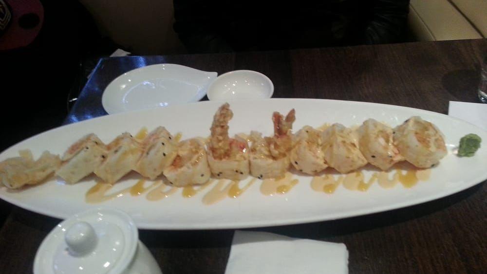 Spicy Crunchy Shrimp Roll · 