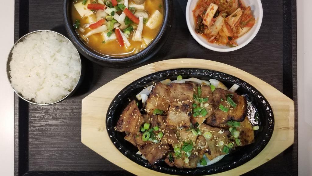 Bbq Pork Belly + Bean Paste Stew Or Kimchi Stew / 바베큐 삼겹살+ 된장 Or 김치찌개콤보 · BBQ pork belly with salad, beef bone soup, and rice. and choice of Bean Paste Stew or Kimchi Stew.