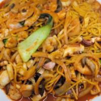 🌶️Big Bang Spicy Seafood Stir-Fried Noodle (For 2) / 쟁반볶음짬뽕 · Large size stir fried spicy seafood noodle.🌶️