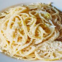 Spaghetti Limone
 · Topped with parmigiano.