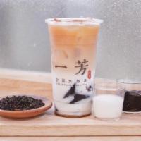 Grass Jelly Tea Latté (仙草凍奶茶) · 仙草凍奶茶