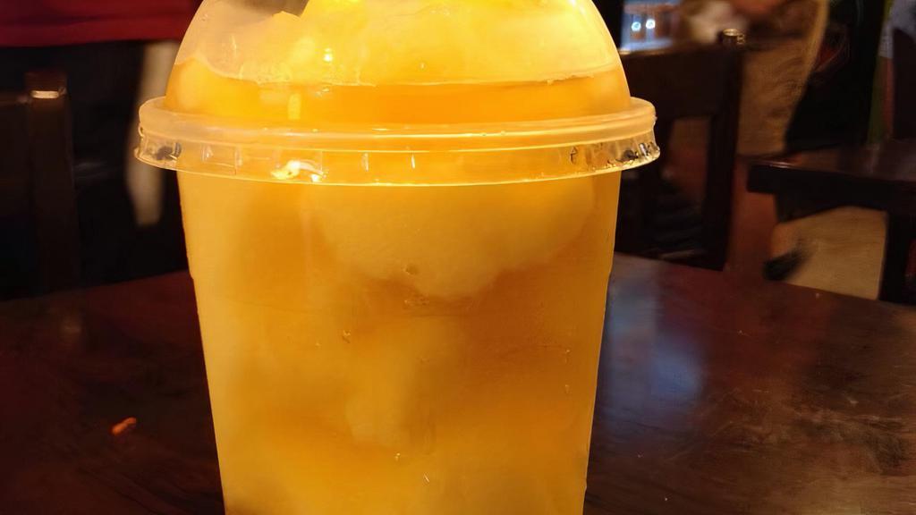 Joju Chillers · Half tea and half slush
Please notify a staff if you have dietary restrictions or allergies.