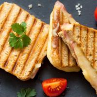 Swiss Cheese Sandwich · Delicious cheesy swiss sandwich with lettuce and tomatoes.