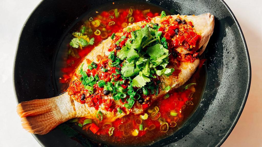 Whole Fish With Chopped Chili 剁椒全鱼 · 