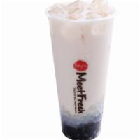 Milk Tea With Boba And Lychee Jelly · 