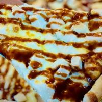 Bbq Chicken Slice · BBQ chicken cutlet, topped with our BBQ sauce &
imported finest grande mozzarella.