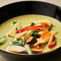Gaeng Kiew Warn · Thai style green curry with bamboo shoot, basil leaves, carrot, eggplant, green bean and bel...