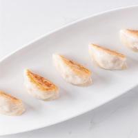 Pan Fried Pork Dumpling / 鍋貼 · 5 Pcs