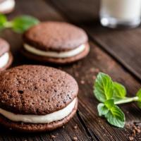 Mint Whoopie Pie (Vegan) · Mint whoopie pie with rich filling.