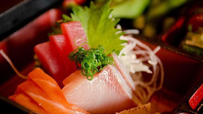 Sashimi Lunch 4 Me · Ten pieces assorted sashimi. Served with miso soup or ginger salad.