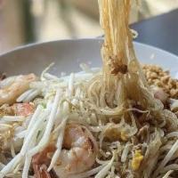Non Veg Pad Thai Noodle · Stir fry thin fresh rice noodle, egg, bean sprouts, scallion, and ground peanut.