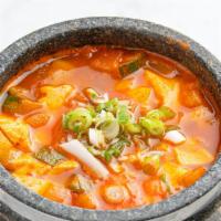 해물 순두부 Seafood Soondubu · 24oz. Silken tofu soup with vegetables & mixed seafood. comes with white rice