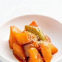 감자조림 Braised Potatos · Cubed potatoes braised with sweet pepper, soy sauce and oil