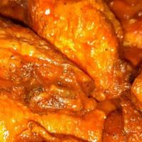 10Pc Buffalo Wingz · Hand tossed with choice of sauce.
