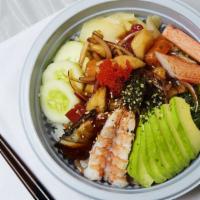 Mix Fish Rice Bowl · Salmon, Tuna, White Fish, Shrimp, Eel, onion, cucumber, seaweed salad, Kani, ginger, avocado...