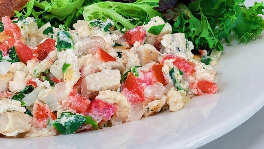 Protein Scrambled · Egg whites, grilled chicken, spinach, tomatoes, onions.