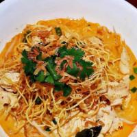 Ba Mee Red Curry Chicken · Egg noodle with curry, beans sprout, scallion, and fried onion.
