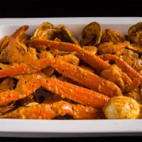 Snow Crab Combo · One pound of snow crab  with (two) 1/2 lb. choice of Crawfish, Green Mussles, Black Mussles,...