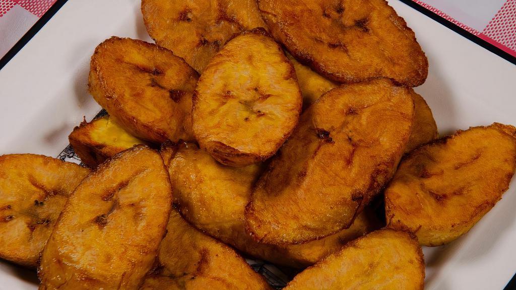 Fried Sweet Plantains (Plátanos Maduros Fritos) · 