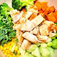 Herb Roasted Chicken Bowl · Herb roasted chicken breast, charred broccoli, cucumber, edamame, corn, kale, sesame seed wi...