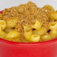 Regular Mac N Cheese · Cheesy, gooey, creamy and oh-so-delicious Mac and Cheese topped with Bread Crumbs. 8 ounce s...