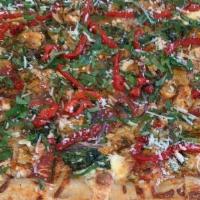 Vegetarian Lg · Grande Mozzarella, Marinated Artichokes, Red Onions, Roasted Red Peppers, Spinach, Garlic & ...