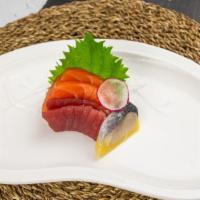 Sashimi Appetizer · 5 pieces of assorted sashimi