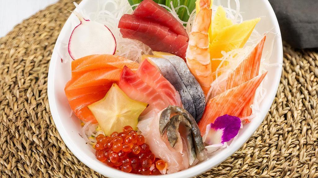 Chirashi Don · Assorted raw fish on bed of rice.