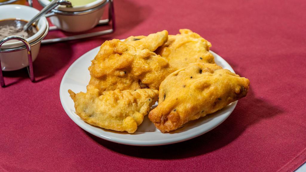 Eggplant Pakoda · Beguni is made of various types of vegetables. You will love the taste of this excellent beguni. According to our customers, it's really tasty.