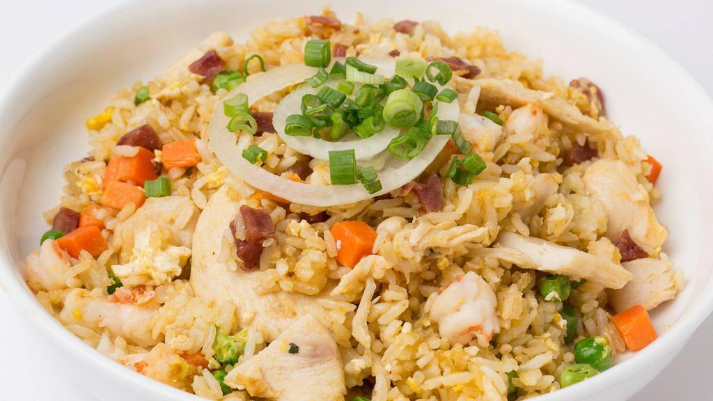 House Special Fried Rice · fried rice, peas, carrots, eggs, chicken, shrimp and Vietnamese sausage