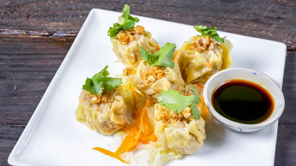 Steamed Thai Dumplings · Favorite. Mix of chicken, shrimp, and shiitake mushroom served with soy sauce.