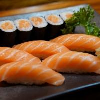 Salmon Lover · 5 Pcs Salmon Sushi, 1 Salmon Roll