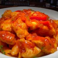 Fat Sal’S Penne · Chunks of chicken sautéed with cherry peppers and bell peppers with spicy marinara over penne.