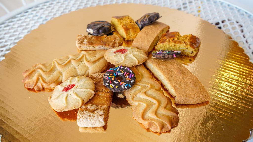 1 Lb Assortment Of Mixed Italian Cookies · per pound