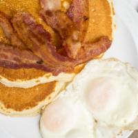 Pancakes (3 Pieces) With Eggs & Bacon · 