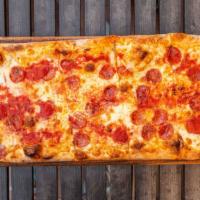 Diavola Pizza · Tomato sauce, mozzarella, & soppressata (pepperoni).