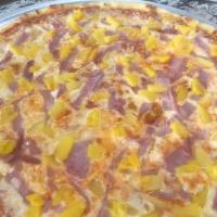 Medium Hawaiian Pizza · ham, pineapple, and mozzarella  cheese