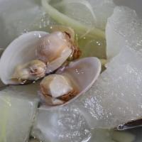 Clam And Winter Melon Soup · For 2 persons.